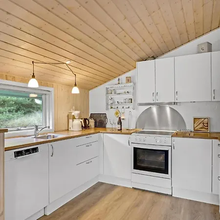 Cozy In Romo With Kitchen Bolilmark